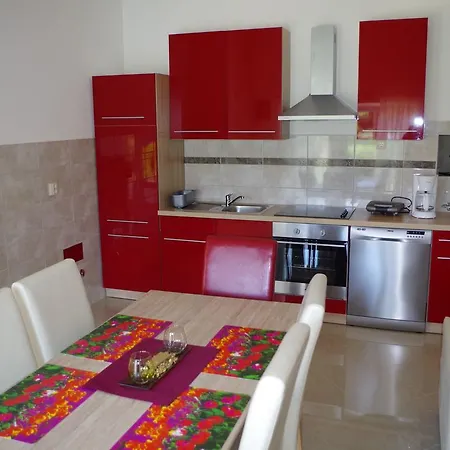 Luxurious In Ajini Croatia With Terrace * Šajini