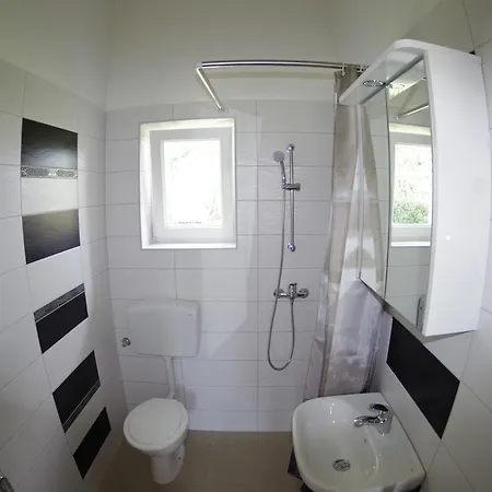 Apartamento Luxurious In Ajini Croatia With Terrace